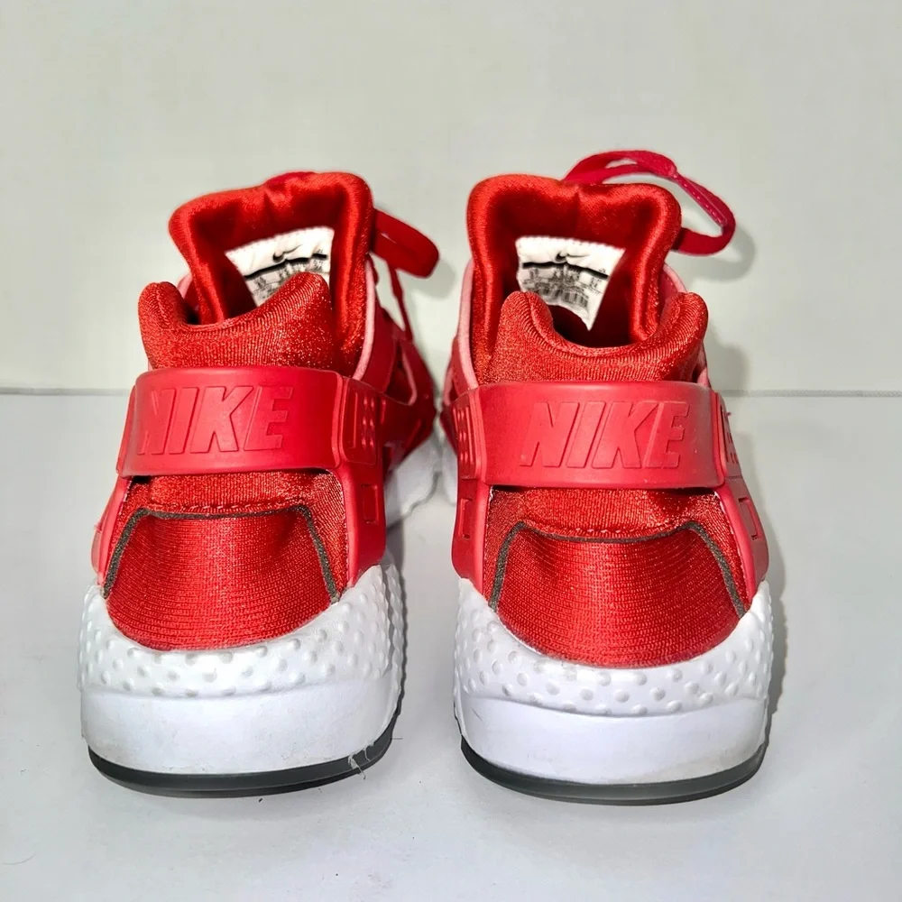 Nike Air Huarache Tennis Shoes - Picture 11 of 13
